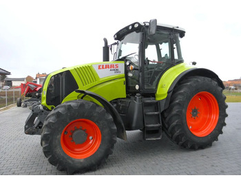 Tracteur agricole CLAAS Axion 820