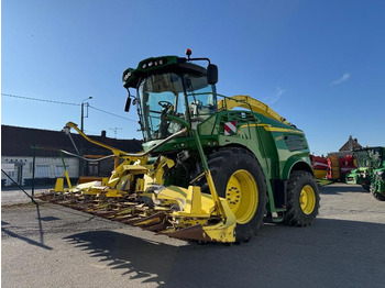 Ensileuse JOHN DEERE 8500