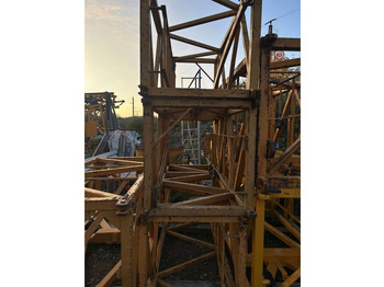 Grue à tour LIEBHERR
