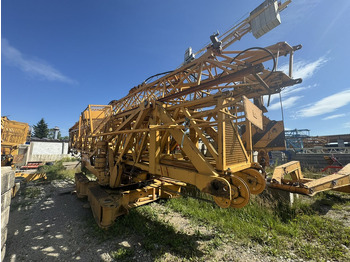 Grue à tour LIEBHERR