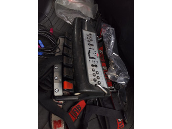 Camion grue, Camion benne IVECO EUROCARGO 120E28: photos 3