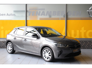 Voiture à hayon OPEL