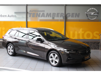 Voiture OPEL