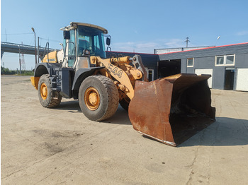 Chargeuse sur pneus LIEBHERR
