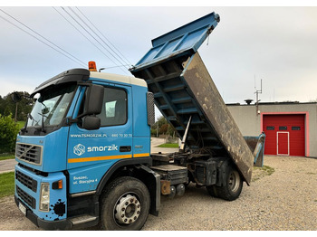 Camion benne VOLVO FM
