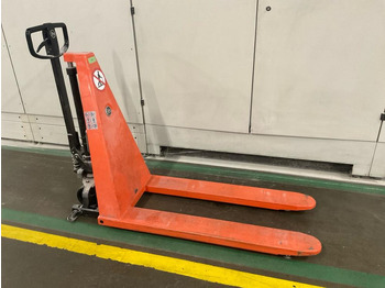 Chariot élévateur BT