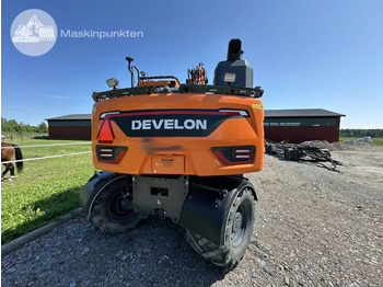Pelle sur pneus Develon DX 170 W-7: photos 4