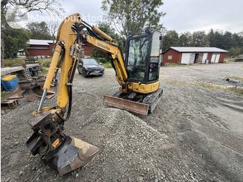 Mini pelle KOMATSU PC26