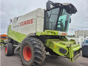 Moissonneuse-batteuse CLAAS Lexion