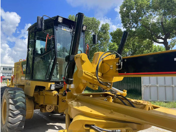 Niveleuse CATERPILLAR 140H: photos 5
