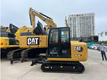 Mini pelle CATERPILLAR 305.5E2