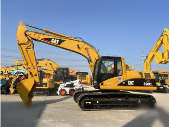 CATERPILLAR 320CL en crédit-bail CATERPILLAR 320CL: photos 1