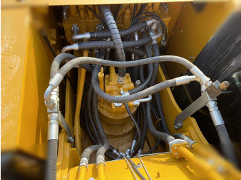 Pelle sur chenille CATERPILLAR 320D2: photos 5