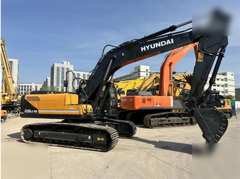 Pelle sur chenille HYUNDAI