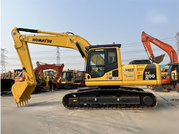 Pelle sur chenille KOMATSU PC200