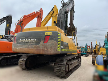 Pelle sur chenille VOLVO EC480DL