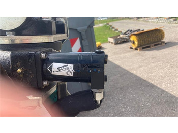 Greentec Scorpion 430-4 PLUS Hybrid bagmonteret højre  en crédit-bail Greentec Scorpion 430-4 PLUS Hybrid bagmonteret højre: photos 4