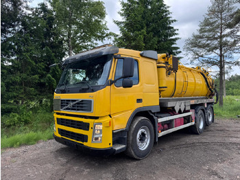 Camion hydrocureur VOLVO FM 460