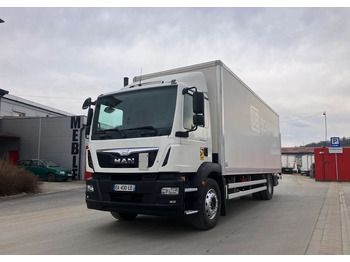 Camion fourgon MAN