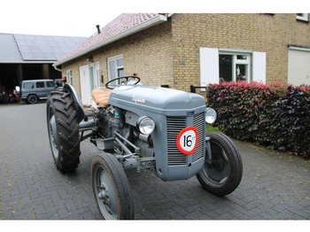 Tracteur agricole MASSEY FERGUSON