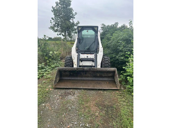 Mini chargeuse BOBCAT S300: photos 2