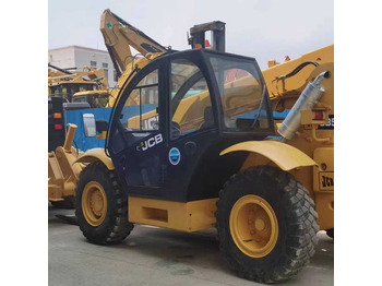 Chariot télescopique JCB