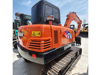 Pelle sur chenille DOOSAN DH55