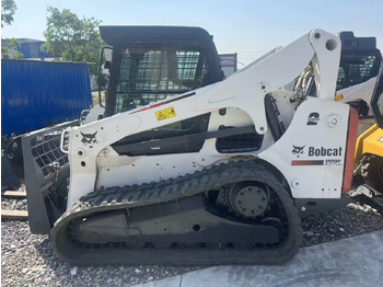 Mini chargeuse BOBCAT T770: photos 5