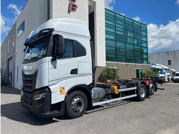 Camion porte-conteneur/ Caisse mobile IVECO S-WAY