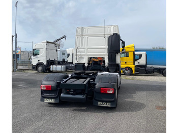 Tracteur routier DAF XF 450: photos 5