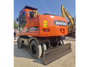 Pelle sur pneus Good Condition Original Doosan DH150w-7 Wheel Excavator 15 Tons Used Doosan Dh150w-7 Excavator Used Wheel Excavator for Sale [ Copy ]: photos 4