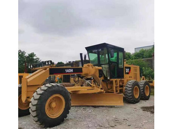 Niveleuse CATERPILLAR 140H