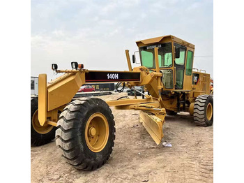 Niveleuse CATERPILLAR 140H