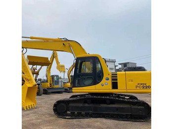Pelle sur chenille KOMATSU PC220-6