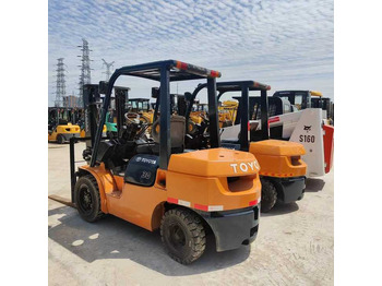 Chariot élévateur Used Japan Brand toyota 3 Tons Forklift on Hot Sale  toyota Forklift 10 Ton 3ton 5 Ton Forklift: photos 2