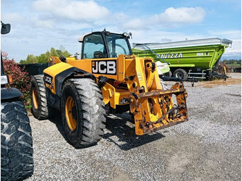 Chariot télescopique JCB