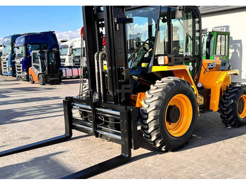 Chariot tout terrain JCB