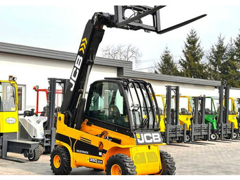 Chariot télescopique JCB