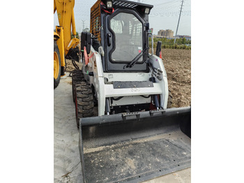 Mini chargeuse BOBCAT S18