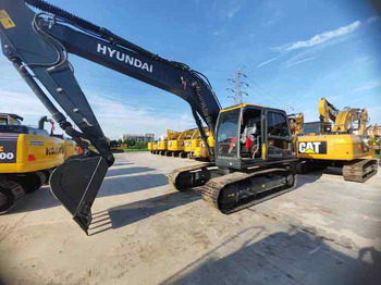 Pelle sur chenille Hyundai 210lc-9  Excavator for Mining & Construction | Price Negotiable, Global Shipping: photos 3