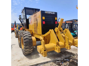 Niveleuse CATERPILLAR 140G: photos 3 Niveleuse CATERPILLAR 140G: photos 3