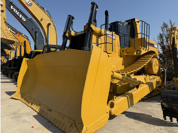 Bulldozer CATERPILLAR