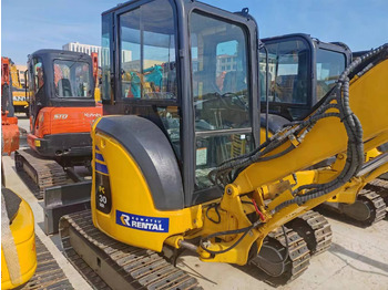 Pelle sur chenille KOMATSU PC30