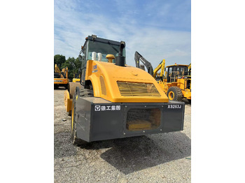 Rouleau compresseur XCMG XS263J: photos 4 Rouleau compresseur XCMG XS263J: photos 4