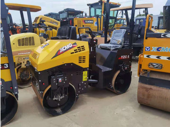 Rouleau compresseur XCMG