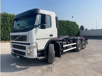Camion ampliroll VOLVO FM9