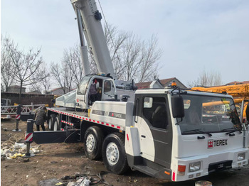 Grue mobile TEREX 70 TON TTC070G TRUCK CRANE: photos 5