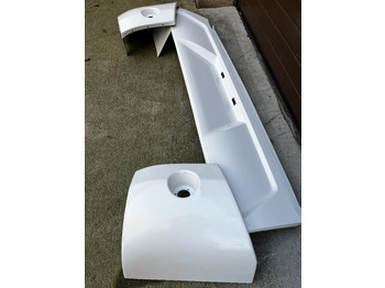 Pare-chocs pour Autocar neuf Zderzak tylny VOLVO 9500 9700 9900 VOLVO 9500 9700 9900: photos 2