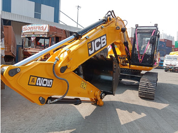 Pelle sur chenille JCB JS200