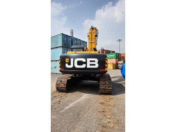 Pelle sur chenille JCB NXT 215LC